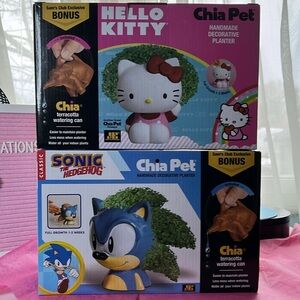 Pick (1) Hello Kitty Or Sonic The Hedgehog